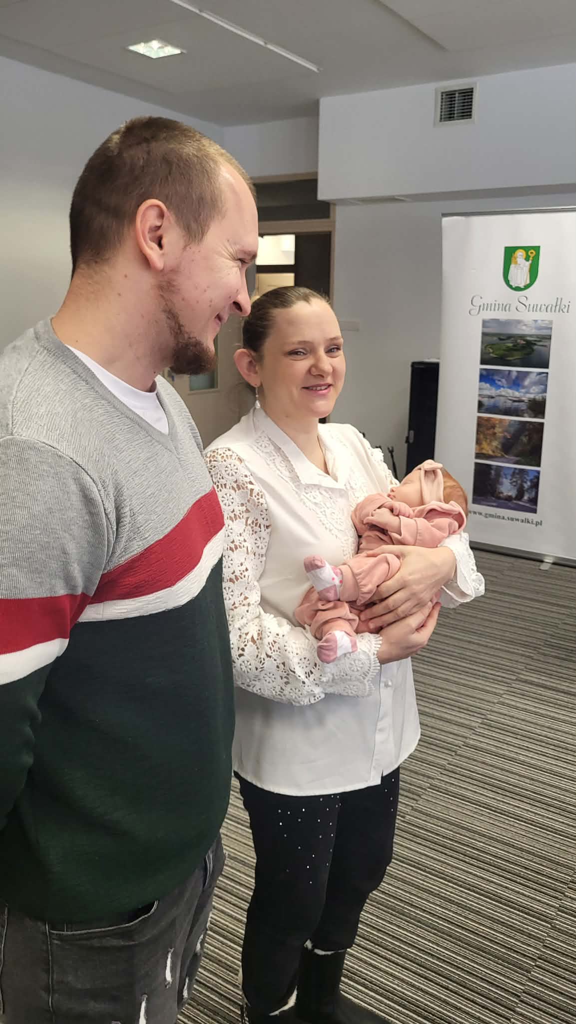 Pierwsze dziecko w gminie Suwałki otrzymało wyprawkę 5 10918a70 bd15 402d a5e6 60979c2f5036