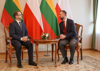 1ce417c0 6658 4f78 8006 8b0a1b0bd29c