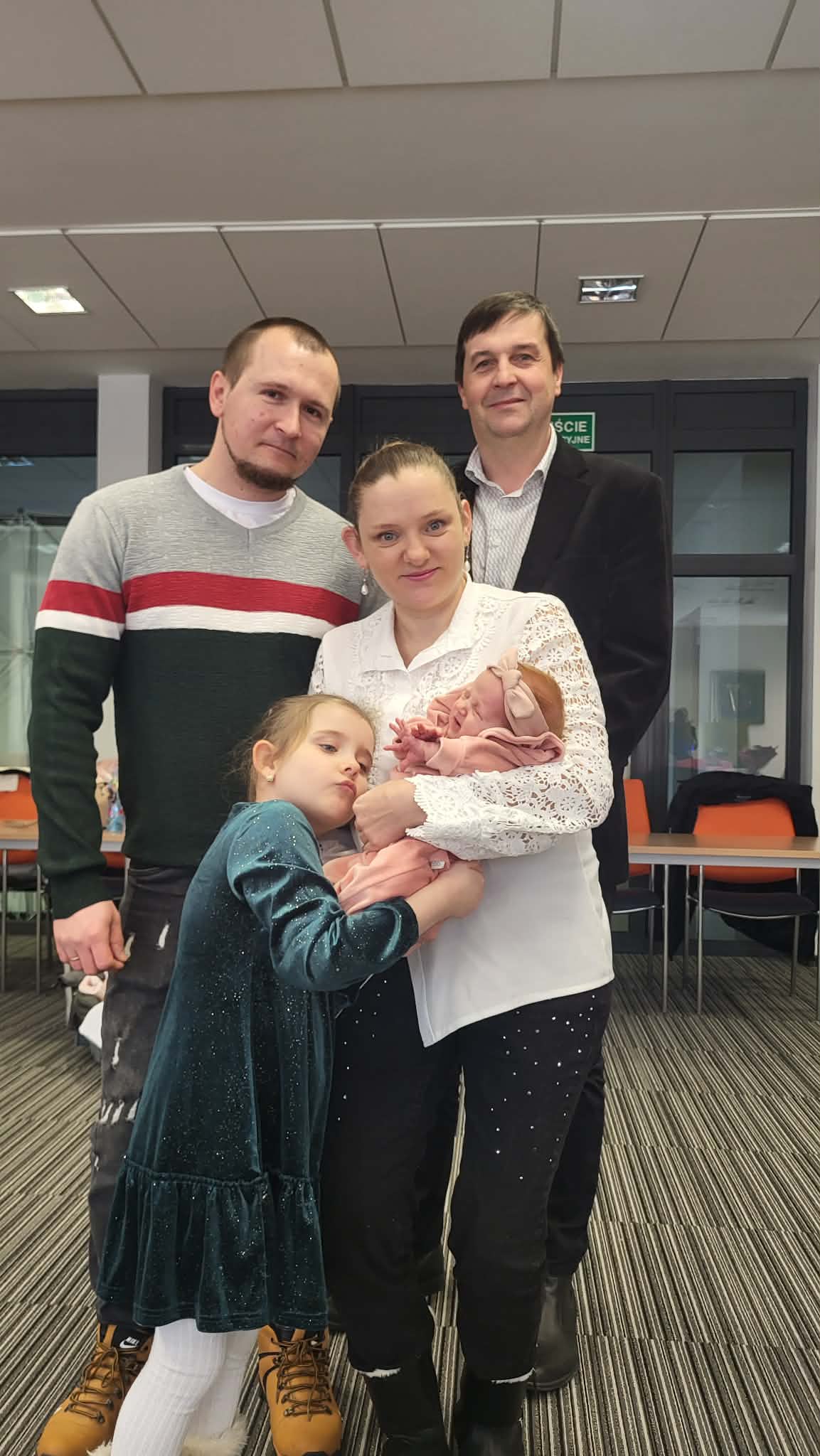 Pierwsze dziecko w gminie Suwałki otrzymało wyprawkę 20 20a8fb49 eba8 4da7 a219 dcdb2cd2126a