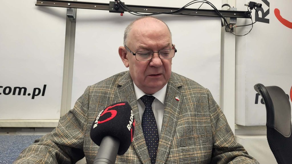 25a021fb 5d5c 4778 8ddc ef45b05004d4