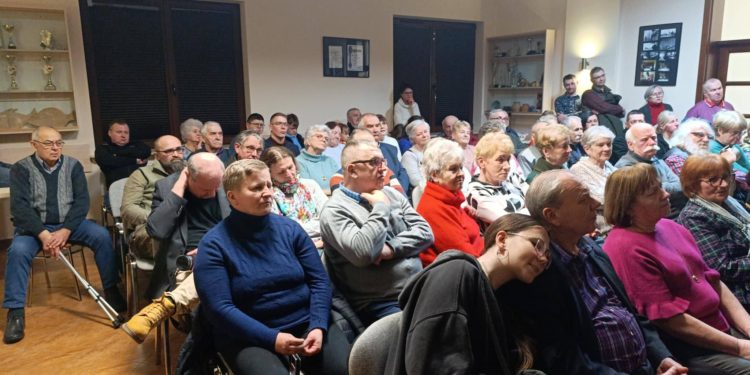 618145845 916575380747063 4574511137810557897 n