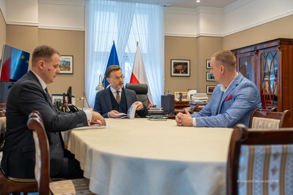 Wojewoda wspiera starania Filipowa i Bakałarzewa o prawa miejskie 1 622412867 122259986276163731 9139059583826837652 n