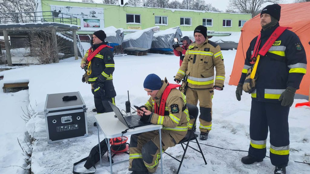 96032627 8d35 4bc2 8a6e 157079529e3f