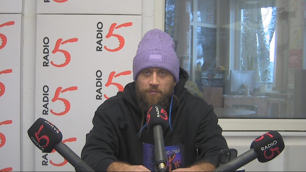 „No Logo” prezentuje „Przemytników miłości” 1 Image1