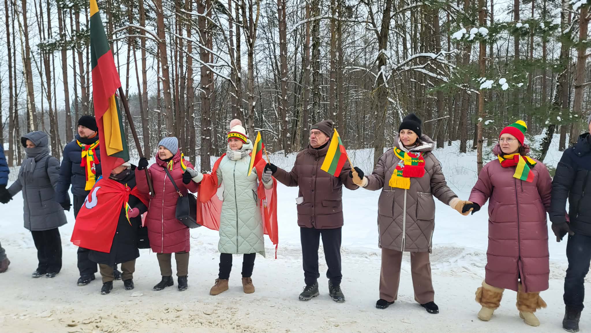 Polacy i Litwini protestowali w Kopciowie - nie chcą poligonu 20 Messenger creation 0B96D8DD 4EDD 453F 9224 F28D621F5D1E