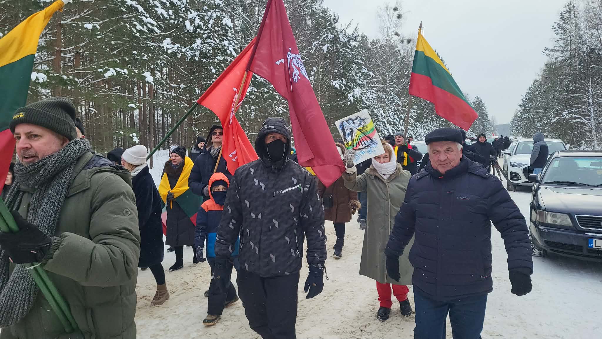 Polacy i Litwini protestowali w Kopciowie - nie chcą poligonu 26 Messenger creation F4545734 50BC 41AF 9207 5485F942BEC0 1
