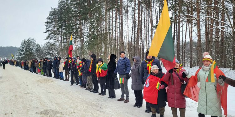 Decyzja w sprawie poligonu nie wcześniej niż w marcu 1 Messenger creation F535660D 19FC 4D31 A369 D2FC4E75A6CA