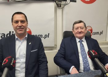 cce7ac3a 15b6 4e19 ac8b 4ce37df39180