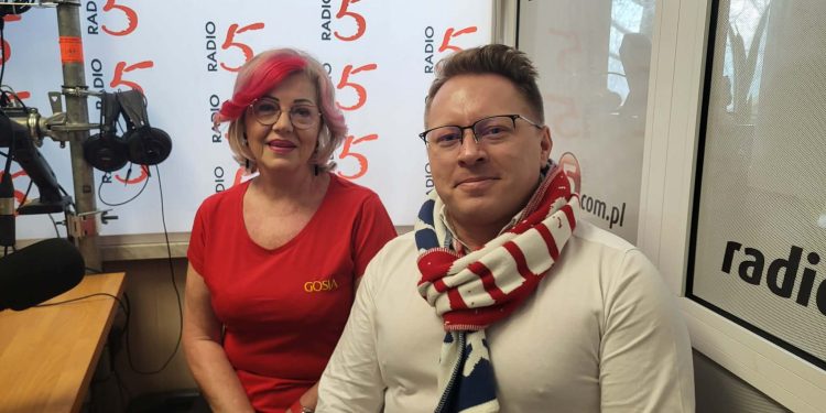 Do lodowatej wody zamierza wejść 400 osób 1 ffa02662 fa70 4ac4 b029 9d8bd6e73189