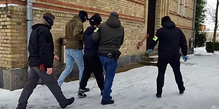 37-latek usłyszał zarzut zabójstwa 1 zarzut zabojstwa