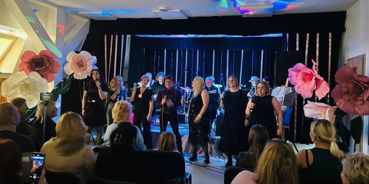 Występ zespołu "Amatorka", zdj. Centrum Kultury Gminy Ełk