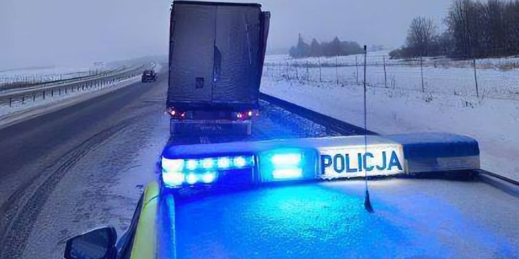 Zderzenie czterech ciężarówek na trasie S61 1 zdj. KPP w Ełku