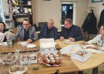 31554540 1a5e 4d45 8c32 18e070e6365f