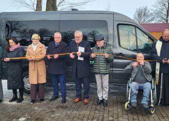 53229773 a51d 44f0 bf3e 8141ac55940d