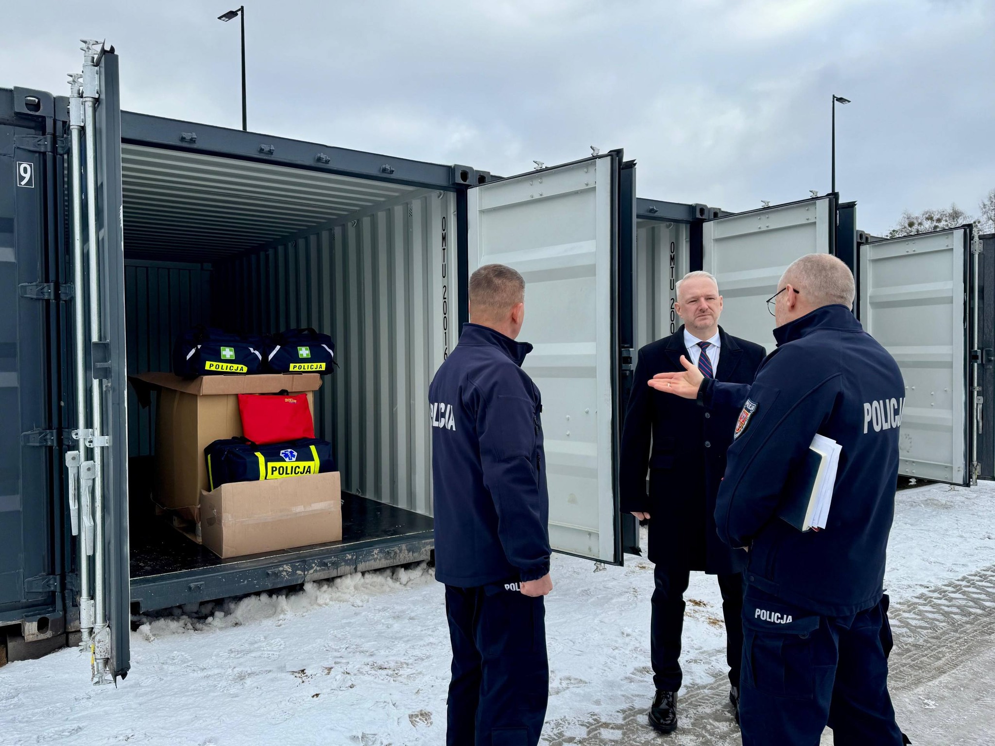 Nowoczesny sprzęt trafił do jednostek policji w całym województwie 5 642280826 1320698463201121 3839928201095670398 n