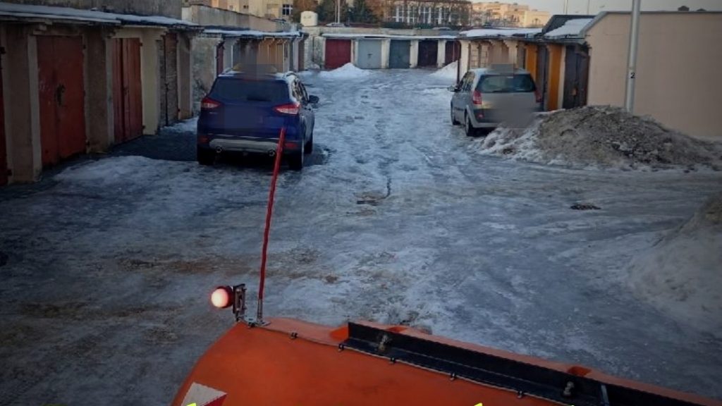 Zastawione drogi utrudniają pracę pługów 1 644194348 1375825701384253 8527507985020764175 n