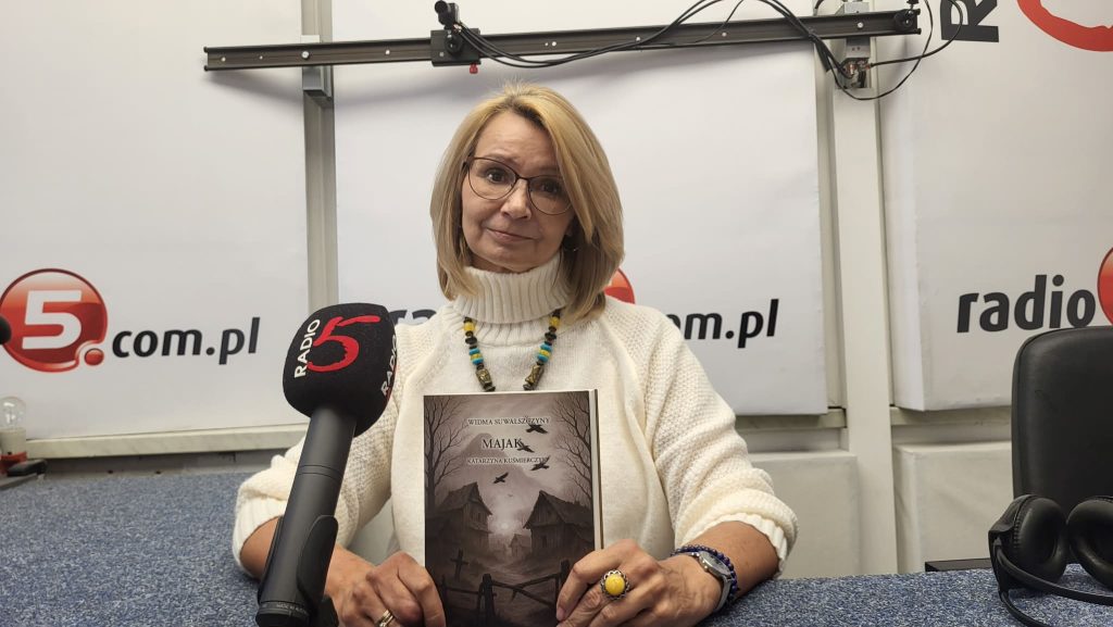 74729e81 2909 4d21 8e56 a5ea5fcc14e5