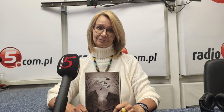 74729e81 2909 4d21 8e56 a5ea5fcc14e5