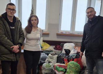 Pełny bus pomocy dla ogrzewalni w Suwałkach 9 źródło: Charity Shop Suwałki