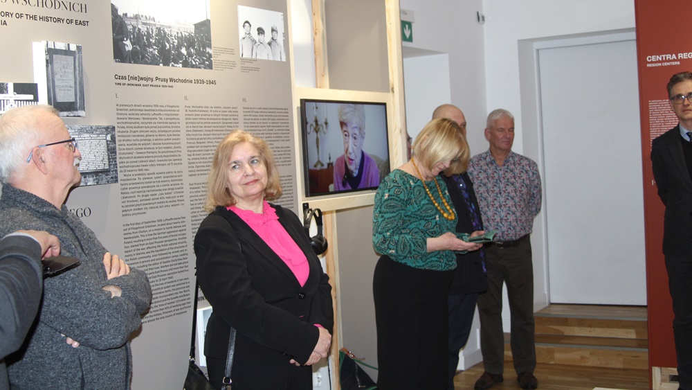 Nowa wystawa otwarta 10 a10