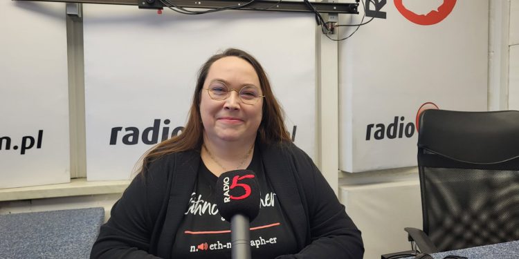 ae7508fa e2d7 4657 9bc0 fccf36b94d5b