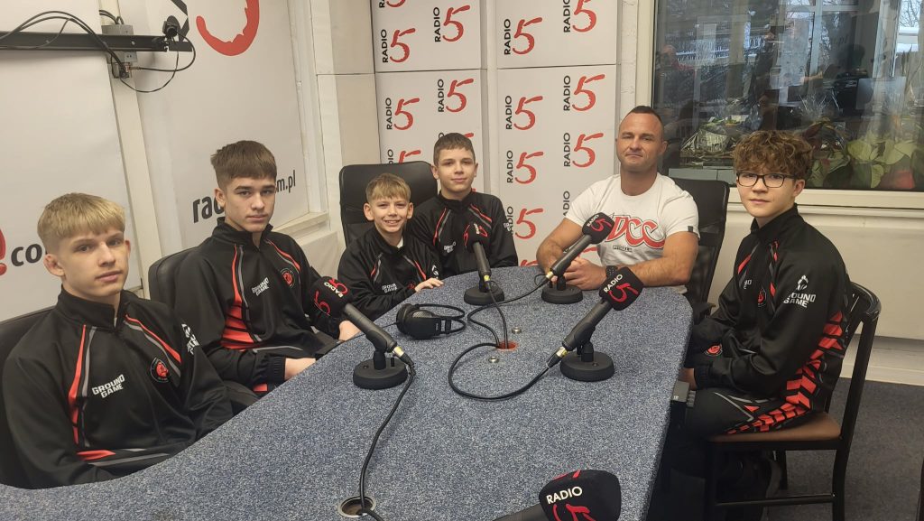 de3419ed 495e 4bb0 86a4 f6cba96086c6 1