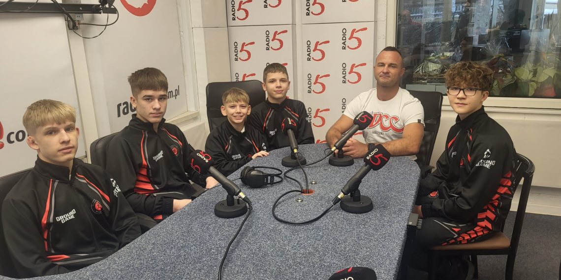 de3419ed 495e 4bb0 86a4 f6cba96086c6 1