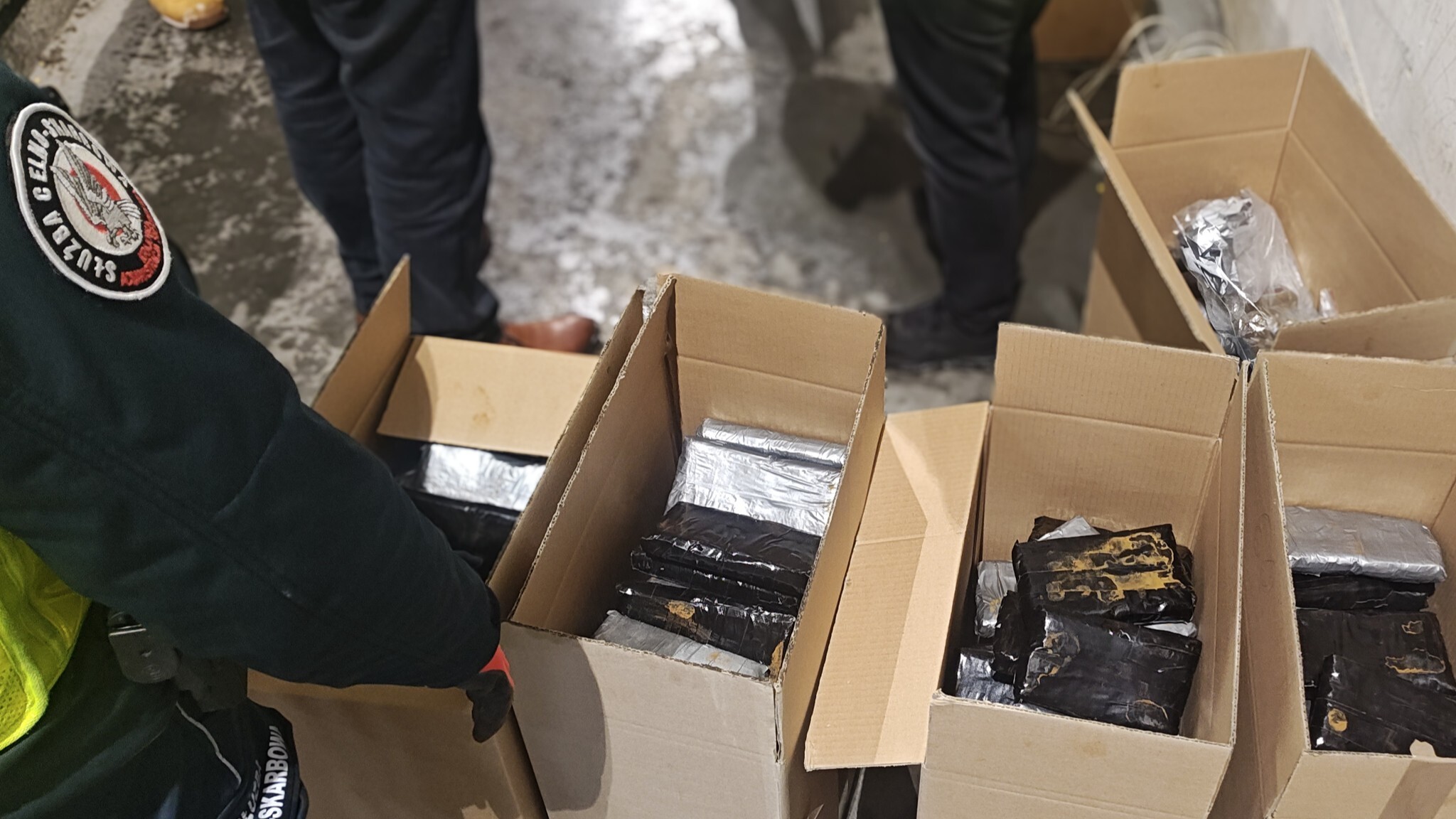 Przechwycili ładunek haszyszu 3 hasz1