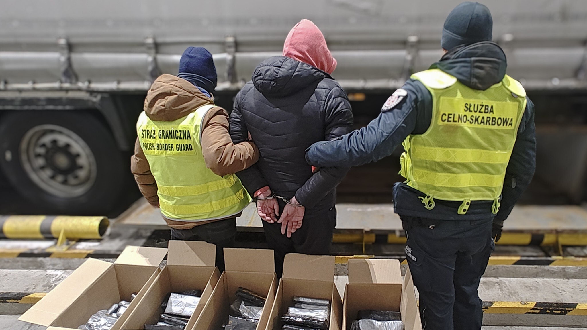 Przechwycili ładunek haszyszu 2 hasz4