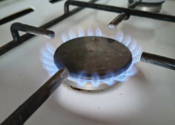 Wyciek gazu w jednym z mieszkań w centrum Ełku 2 zdj. Radio 5