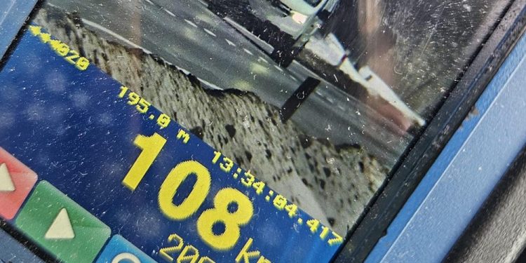 Jechał dwa razy szybciej niż przewidują przepisy 1 Fot. KPP Pisz