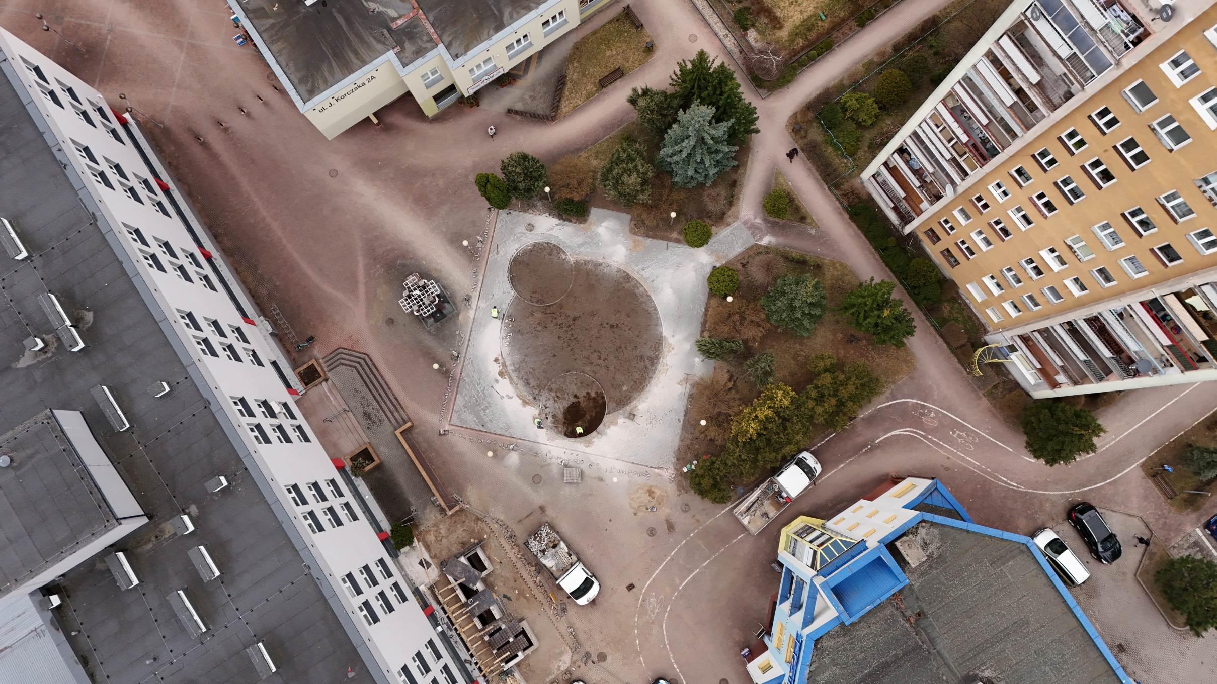 Budowa parku u zbiegu ulic Świerkowej i Nowomiejskiej nabiera tempa 4 012 1