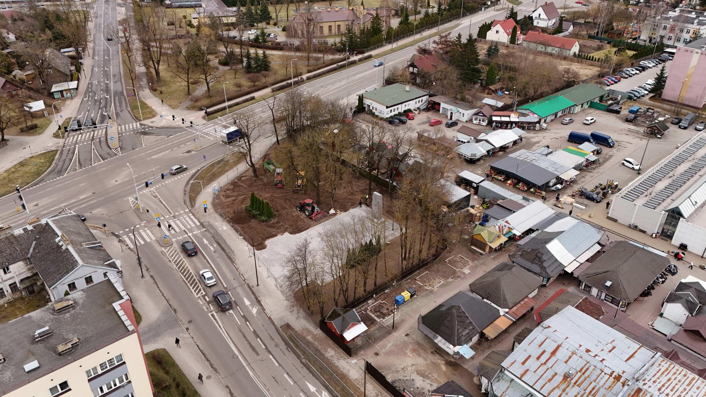Budowa parku u zbiegu ulic Świerkowej i Nowomiejskiej nabiera tempa 2 016