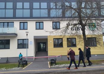 5c092a92 e8a2 4f7f 954e 5abfefde263a