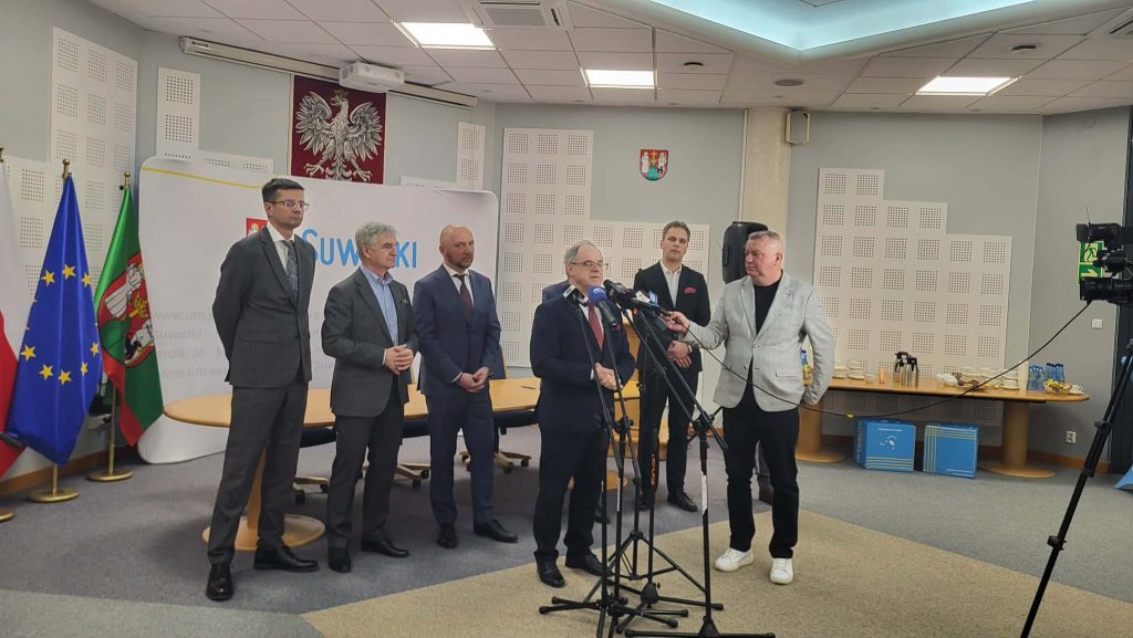 7a03d741 2fe7 429b 8b77 4eff6eab222b