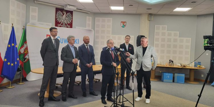 7a03d741 2fe7 429b 8b77 4eff6eab222b