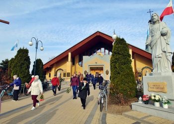 Wierni święcili palmy 2 Bez nazwy 2