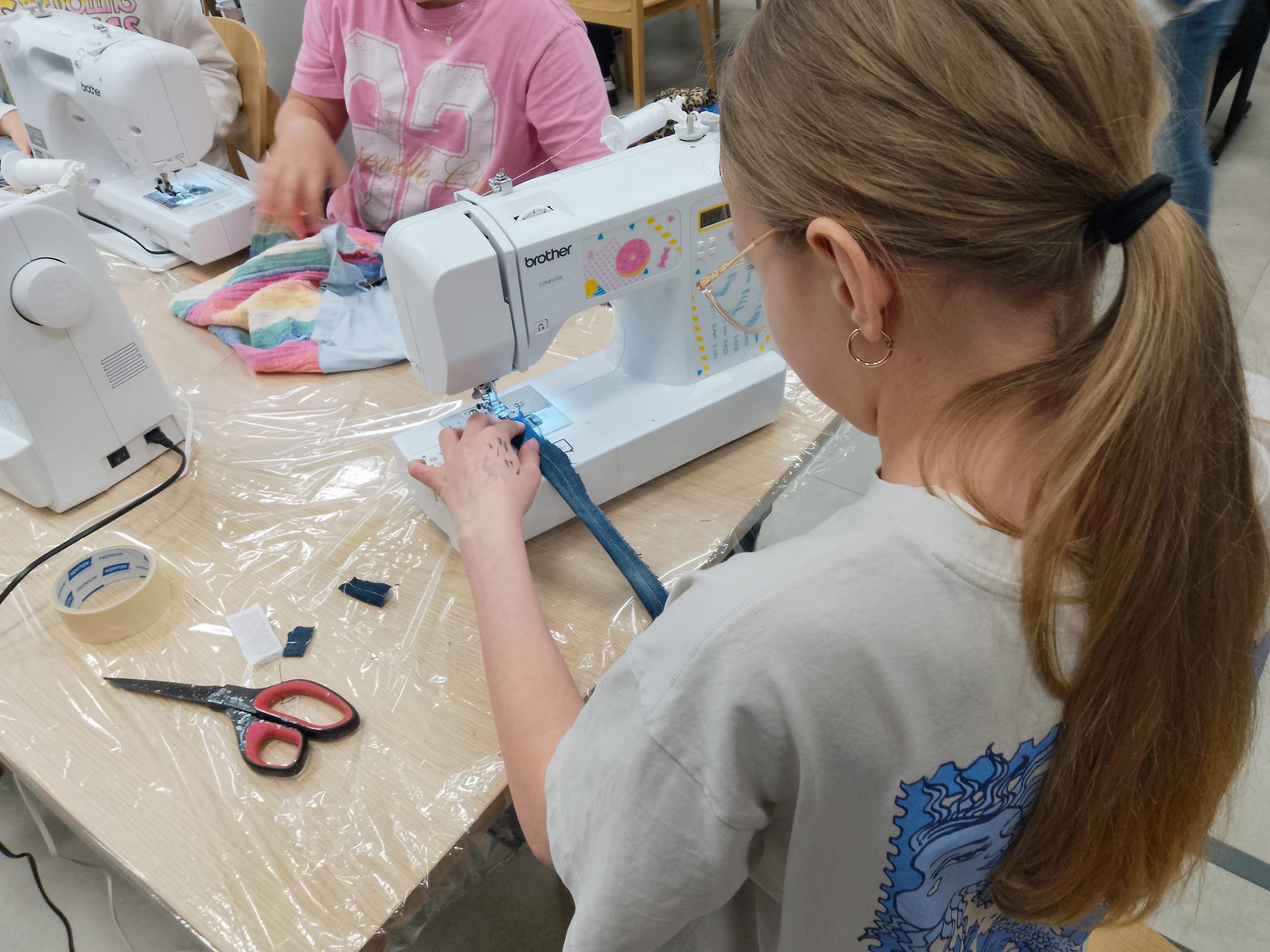 Nadali ubraniom drugie życie 10 IMG 20260326 103820 scaled