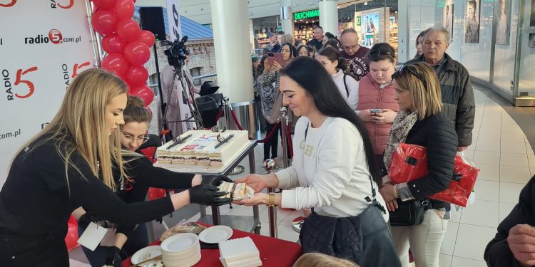 Messenger creation 0BD07B7B F512 4914 AD9B BAFCEC24275F