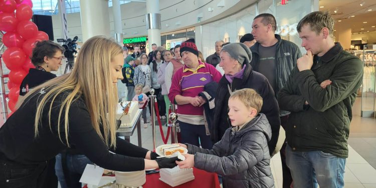 Messenger creation 0D34DA18 2490 499E B868 56ACE75BBB28