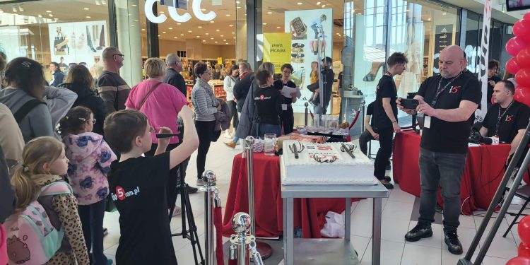 Messenger creation 17397F6F A12E 4026 B85F CBF495F14105