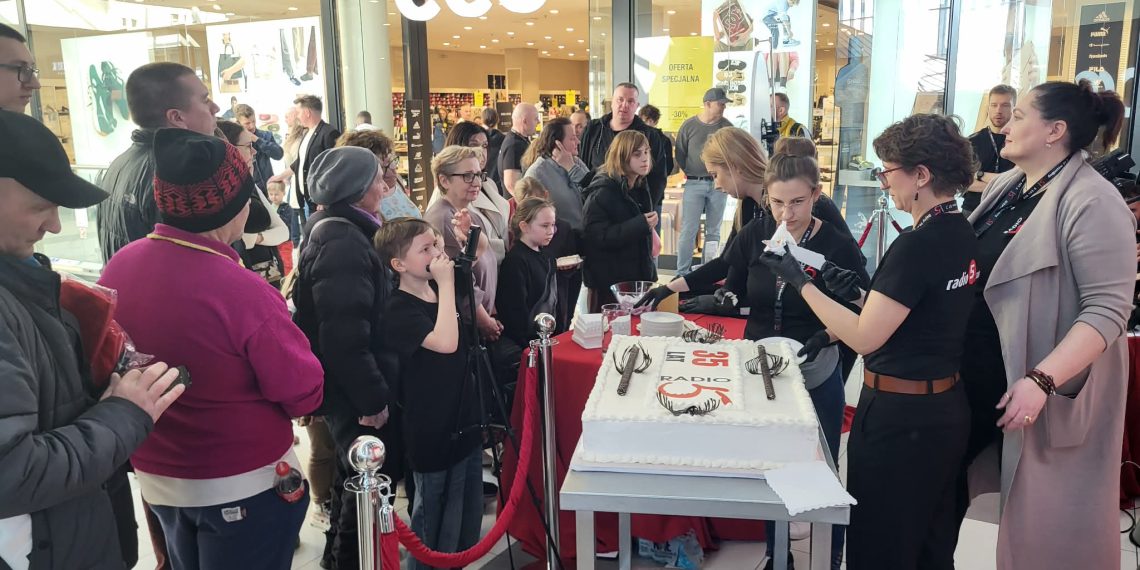 Messenger creation 1E7881DC 6A63 4F00 99C0 5097808B2F79