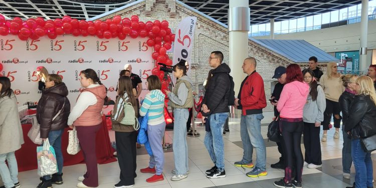 Messenger creation 2C9E49E0 3C86 4229 B2C2 176FF5BAEF18