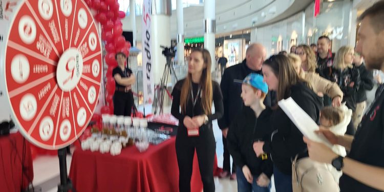 Messenger creation 60DC1E4A AEAD 4712 AB93 45BD8FE15CD9