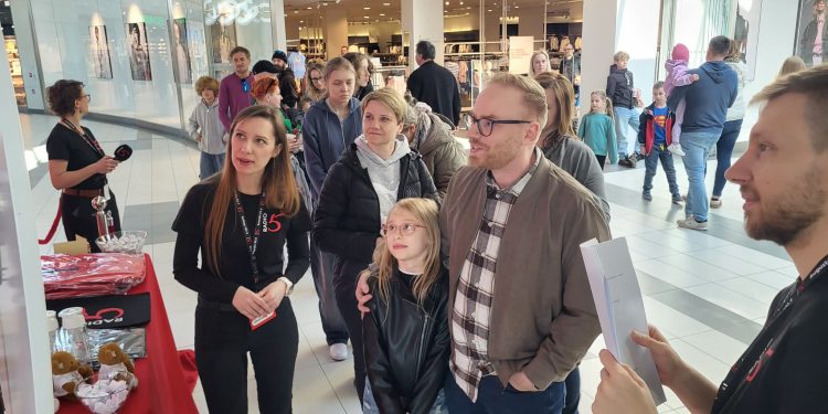 Messenger creation 893D7518 FA02 4D31 99D7 5497295F84B0