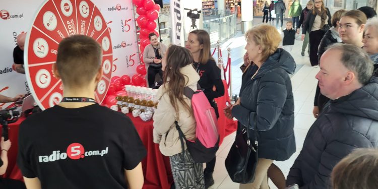 Messenger creation 8BE09BEE 4883 4F9B BB28 B09E8A73AA13