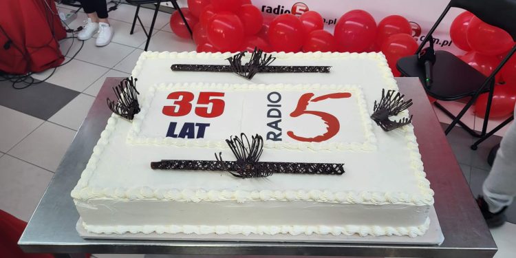 Messenger creation A5DD568A 8CEA 4ECE 8B9F D99F16F09490