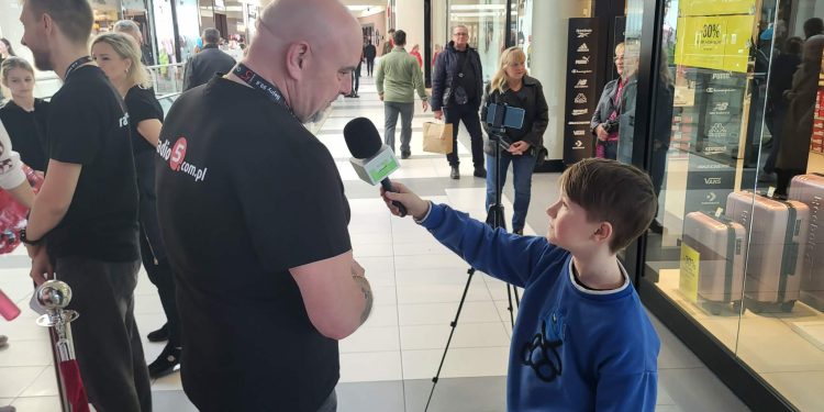 Messenger creation EE62C6BF DBC2 45E8 8440 D577675BF234 1