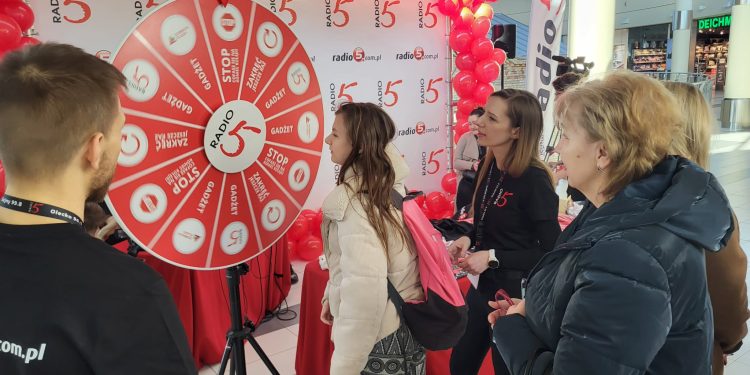 Messenger creation F1EE96E0 D0DF 48CB B60E 5C79BE9BC148