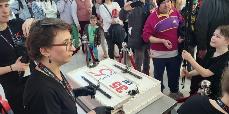 Messenger creation F2423D8F 1337 4535 8A67 3588319E15EB 1